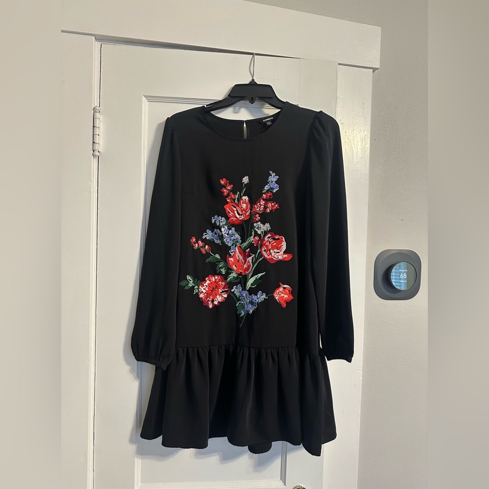 Express Black Dress with Floral Embroidery